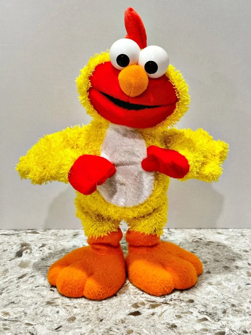 Chicken Dance Elmo Sesame Street VTG 2001 Fisher Price Sings Flaps Arms WORKS!!